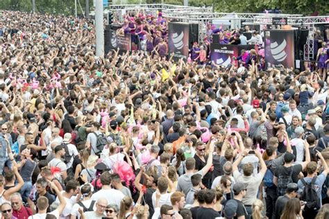 Street Parade – The World’s Largest Techno Party in。